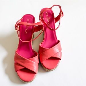 💥💥PRICE DROP💥💥NEW COLE HAAN PINK WEDGE SANDALS
